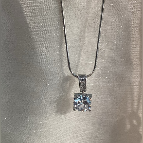 Silver Necklace - Picture 4 of 15